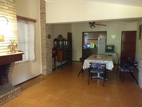Suc. Salinas - Venta Casa 3 Dormitorios Salinas Sur
