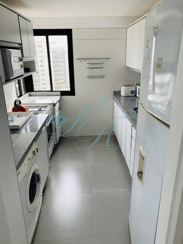 Apartamento En Venta, Primera Línea, Punta Del Este- Ref: 334