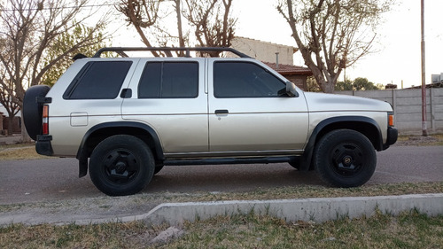 Imagen 5 de 17 de Nissan Pathfinder Wd21 - Motor Td27 - 4x4 - Mod. 1996