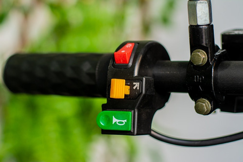 Imagem 12 de 14 de Scooter Eletrica 2000w Gloov P6-r
