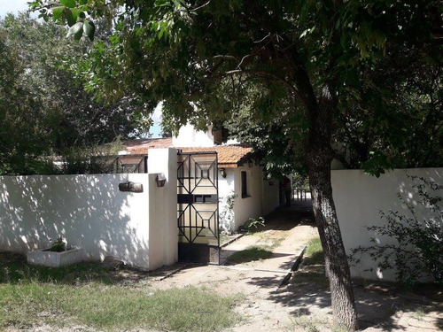 Villa Carlos Paz, San Antonio, Casa En Venta!  Cod, C036