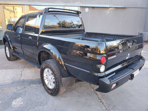 Imagen 11 de 17 de Mitsubishi L200 2008 2.5 Sport Hpe Cab Doble 4x4