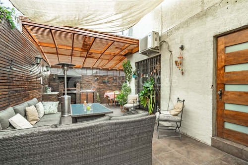 Hermosae Impecable Casa En Venta De 4 Dorm. En Ñuñoa