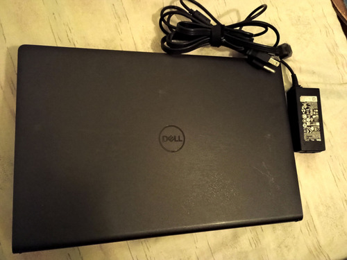 Laptop Dell Vostro 3530 Core I7 Ram 16gb Ssd 512gb W11p (Usado)