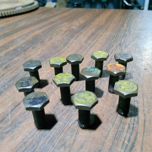 Tornillos De Cremallera Chevrolet Aveo (Usado)