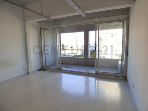 Incréible Departamento De 1 Ambiente Tipo Loft De 70m2 C/cochera - Villa Urquiza
