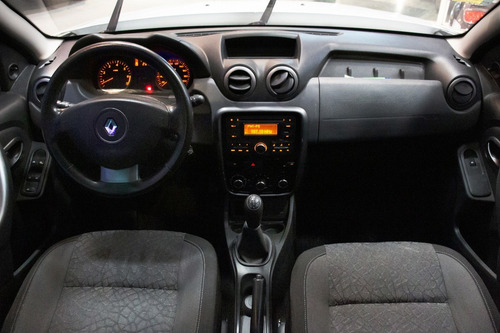 Imagen 10 de 12 de Renault Duster Dynamique 4x2 1.6 Gnc 2012 Blanco