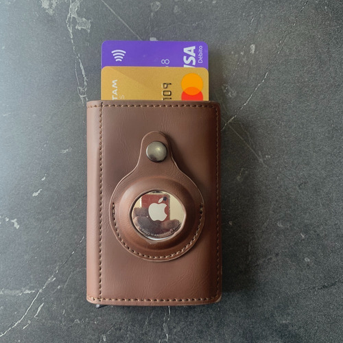 Imagen 2 de 6 de Tarjetero Eco Cuero Mick Para Airtags Localizador Protector