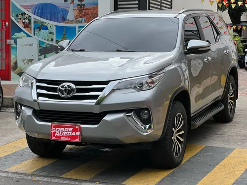 Toyota Fortuner 2.8l