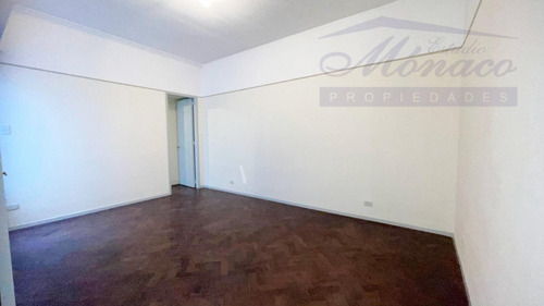 Imagen 9 de 30 de Impecable 2 Ambientes Con Patio Y Cocina Independiente!
