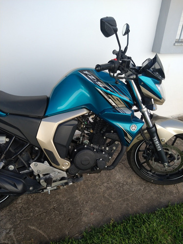 Yamaha Fz16