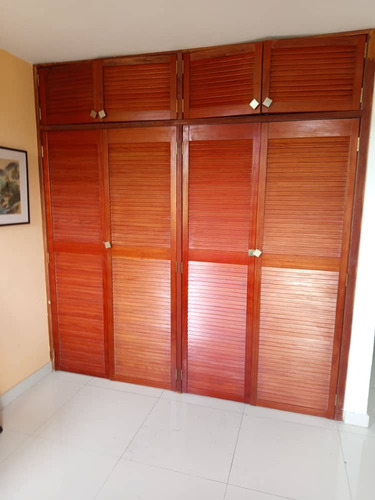 Se Vende Apto En Terrazas De Mampote 96m2, 2h/1e/2b/2pe