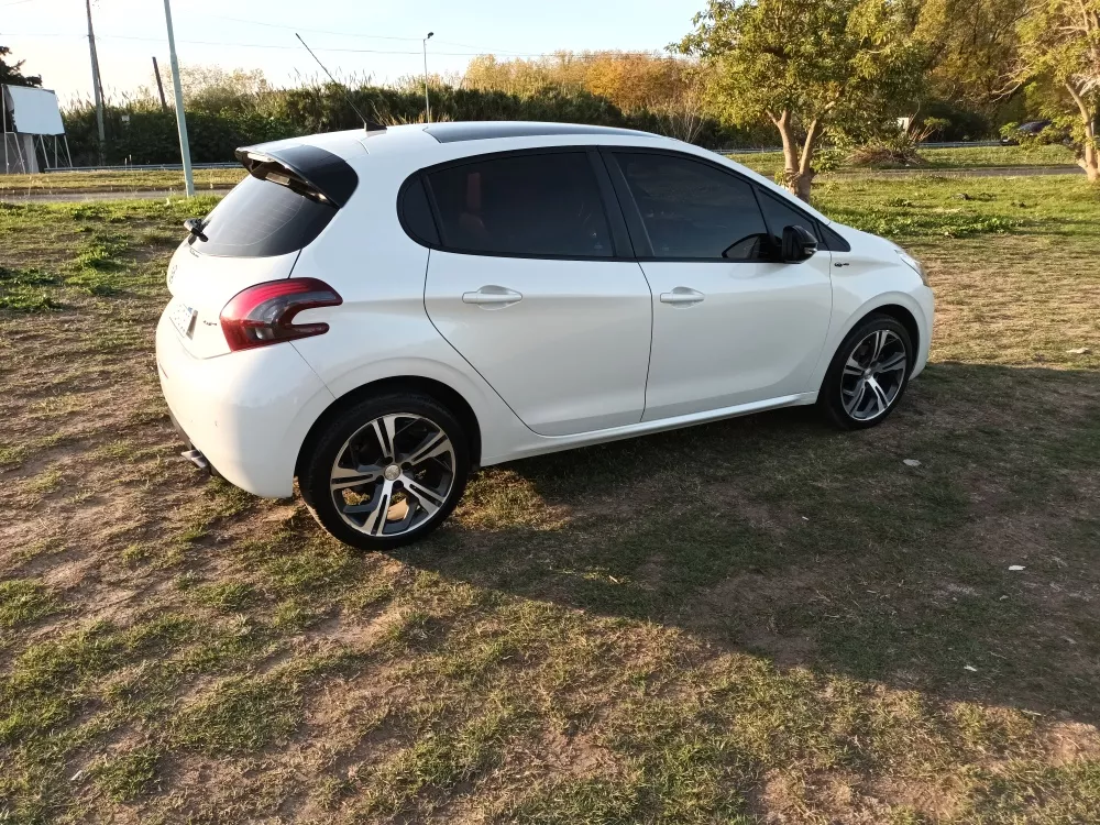 Peugeot 208 1.6 Gt Thp