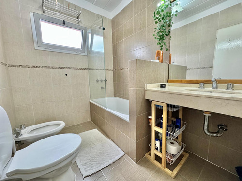 Espectacular Duplex Con Cochera En San Fernando, A Una Cuadra De Av. Libertador.
