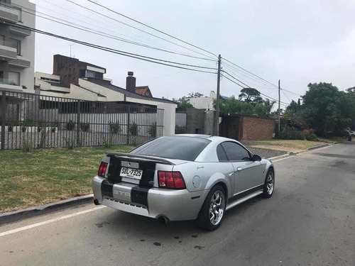 Ford Mustang 2000 4.6 V8