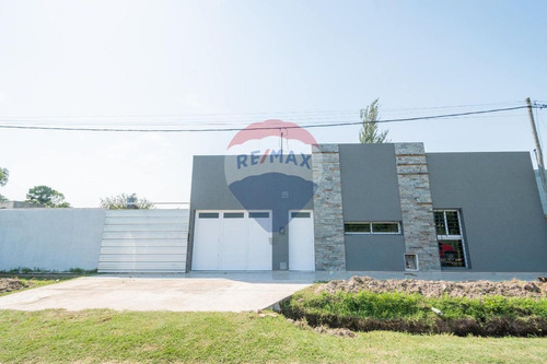 Casa Moderna A Estrenar En Alquiler En Recreo