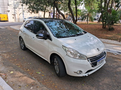 Peugeot 208 1.6 16v Griffe Flex Aut. 5p