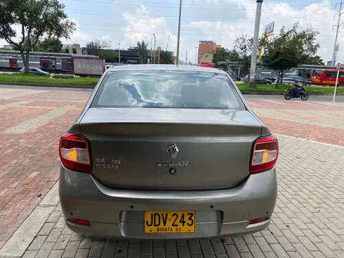 Renault Logan 1.6 Privilege / Intens