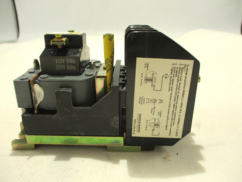 New Square D Ser.d 8501-ho-40 Ac Control Relay 110/120 V Ccg