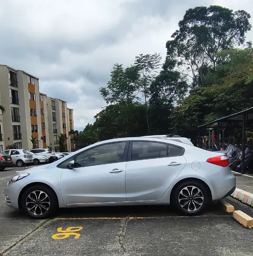 Kia CERATO PRO 1.6l