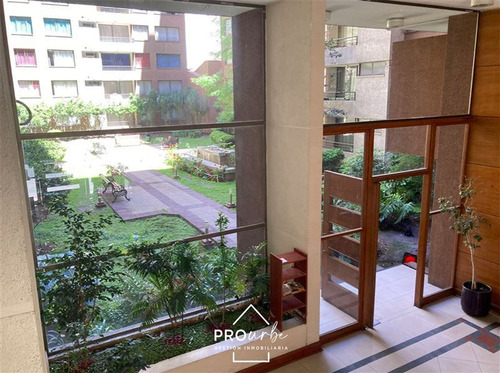 Departamento En Venta De 1 Dormitorio, Metro U. De Chile