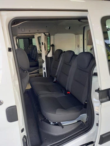 Imagen 4 de 9 de Citroen Berlingo Furgon Hdi 1.6 / Bonificado (a)