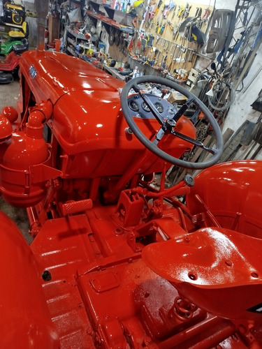 Tractor Fiat Con Hidráulico Y Toma De Fuerza Todo Reparado