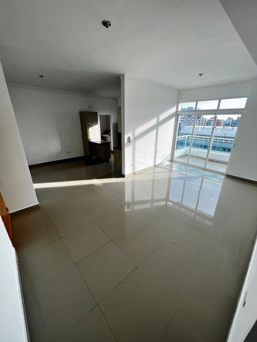 Apartamento De 2 Habitaciones Con Linea Blanca En La Esperilla Con Vista Al Mar