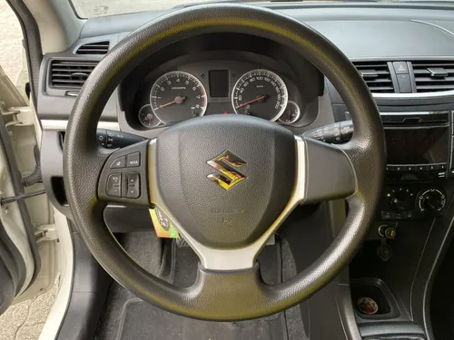 Suzuki Swift 1.2 live