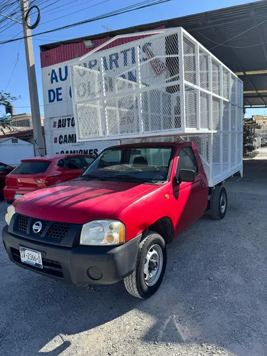 Nissan NP300 2.4 Estacas Dh Mt