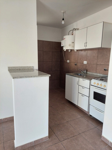 Imagen 2 de 16 de Venta Depto 1 Dormitorio Alberdi Santa Rosa 1932 Impecable