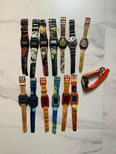 Lote Pack 14 Relojes Vintage Colección Burger King 90s & 00s