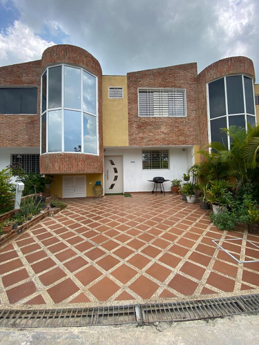 Townhouse En Venta San Diego Res Belmonti Villas Gavip 