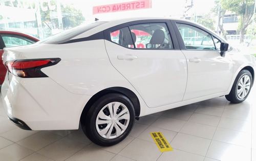 Imagen 5 de 15 de Nissan Versa Sense Cvt 2022
