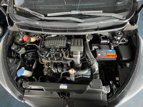 Imagem 14 de 14 de Hyundai Hb20 Comfort 1.0 Flex Completo 2016 Autos Rr