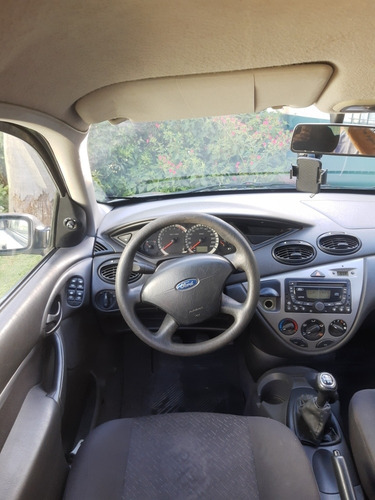 Ford Focus 2.0 Sedan Edge Mp3 2008