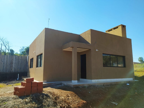 Imagen 1 de 9 de Vendo Casa A Estrenar - Obera-rn