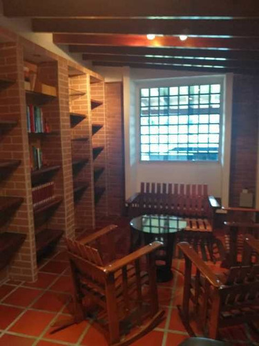 Imagen 9 de 14 de Vendo Casa 500mts2 5h/6b/4p Cumbre De Curumo 4944