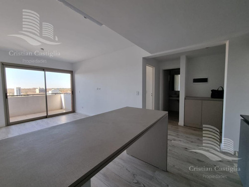 Venta - Departamento  Apto Profesional 2 Ambientes, Balcón Y Parrilla - Tigre, Zona Norte