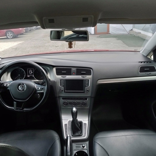 Imagen 12 de 15 de Volkswagen Golf 2017 1.6 Comfortline