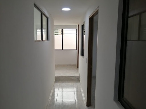 Imagen 4 de 15 de Apartamento En Venta Campo Valdes 1074-790
