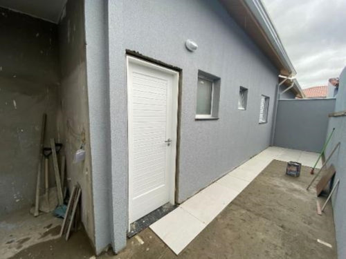 Imagem 4 de 11 de Belíssima Casa Com Churrasqueira, Piscina, 2 Quartos E 1 Suíte Localizada No Lado Praia Em Itanhaém, Litoral De Sp.