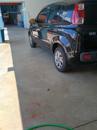 Fiat Uno 1.0 Vivace Celeb. Flex 5P