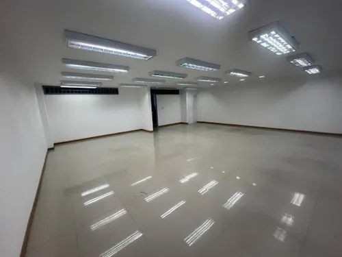 Locales En Arriendo Centro 90-72734
