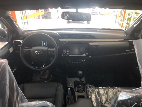 Imagem 6 de 13 de Hilux 2.8 Tdi Cd Srx 4x4 (aut) 2021/2021