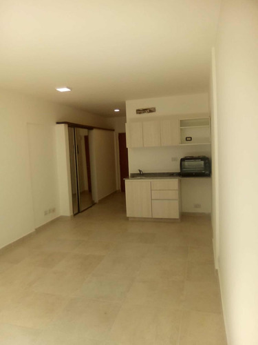 Imagen 11 de 13 de Oficina Esmeralda Y Viamonte A Estrenar Lujo Estrenar A Dos Cuadrase De 9 Julio Una De Municipalidad Apto Abogados Contadores 40 M2 Apto Vivienda Loundry Y Solárium Y Salón De Usos Múltiples Seguridad