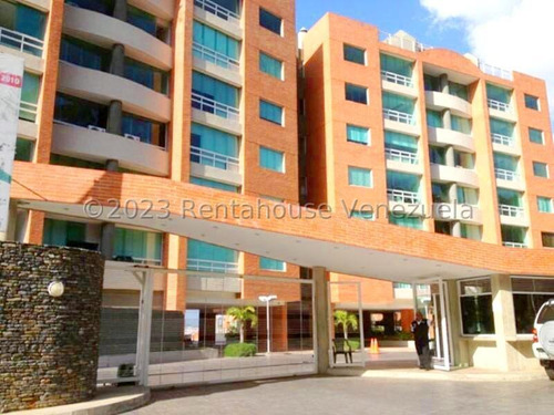 Apartamento En Venta En Lomas Del Sol 24-2556 Yf