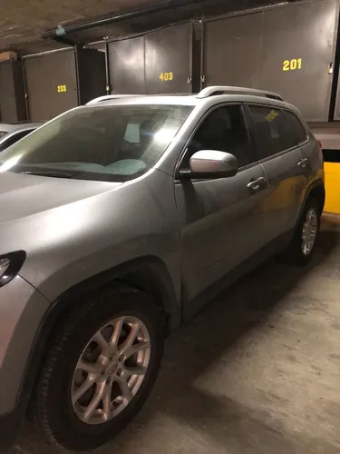 Jeep Cherokee 3.2 Longitude Plus