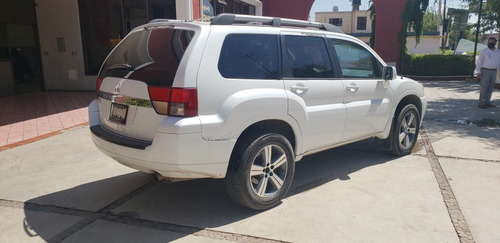 Imagen 3 de 8 de Mitsubishi Endeavor 2011 3.8 Xls Mt