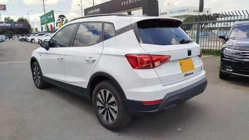 Seat Arona REFERENCE
